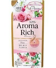 Кондиціонер для білизни " AROMA Rich "з ароматом тривалої дії "Diana ", змінна упаковка,400мл.(292432)