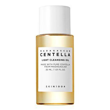 Очищувальна олія-демакіяж на рослинній основі SKIN1004 Madagascar Centella Light Cleansing Oil (30ml) 261226 - постачальник японських та корейських товарів для дому, здоров'я і краси Pikami