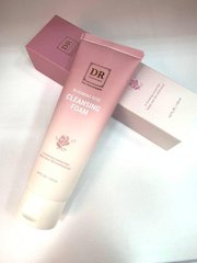 Пінка для вмивання Blooming Rose Cleansing Foam Daeng Gi Meo Ri 120ml (096256)