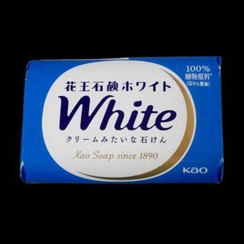 Зволожуюче туалетне мило Kao "White" зі скваланом, з ароматом білих квітів, 85 г (430359) 430359 - постачальник японських та корейських товарів для дому, здоров'я і краси Pikami